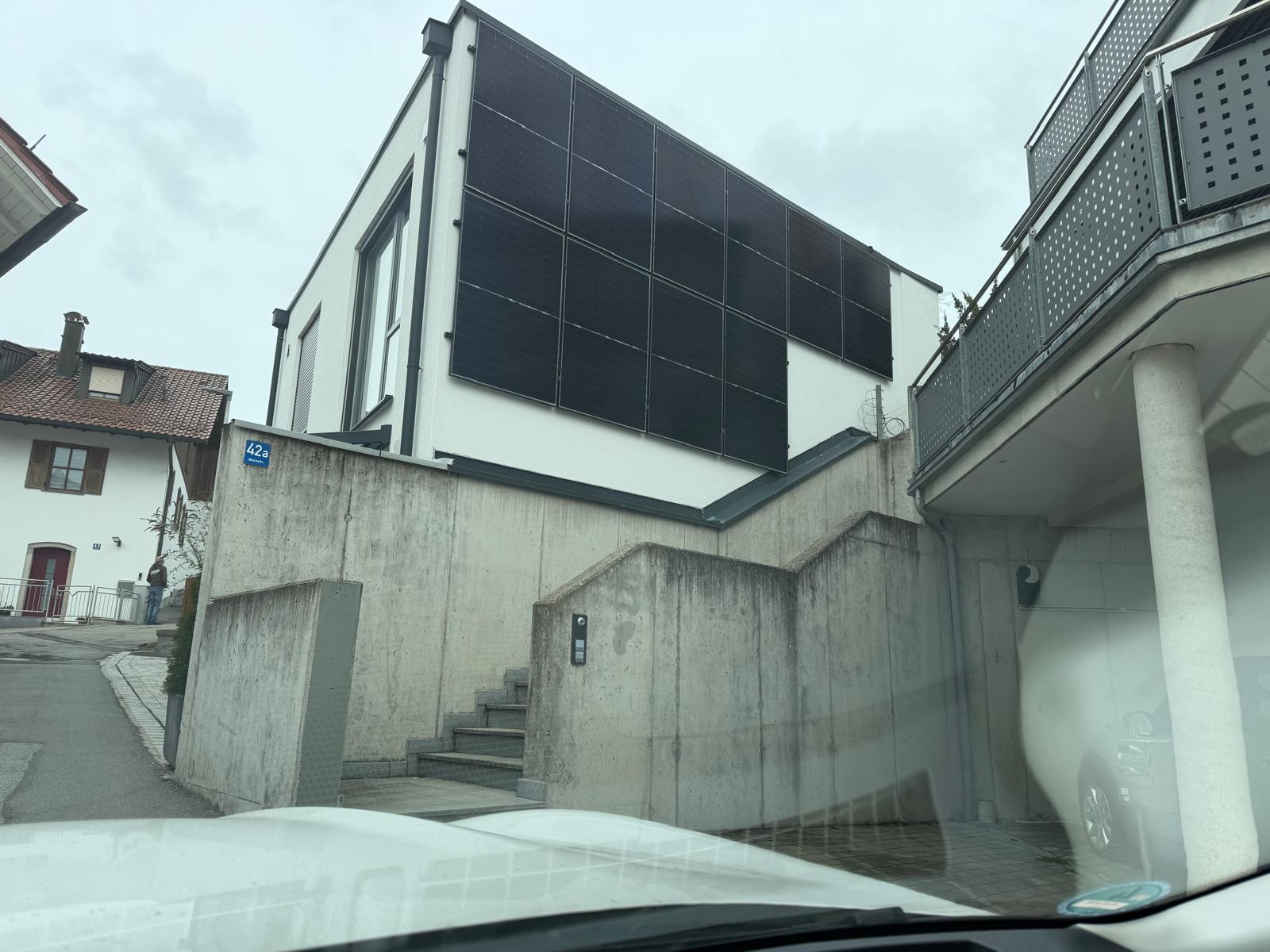 Einfamilienhaus PV-Anlage Drohne